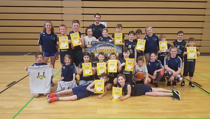 Waldgrundschüler erfolgreich beim 11. MBS Basketball-Schulcup

Mit drei Mannscha…