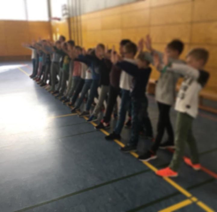 Kleine Helden zu Gast

Ein Trainer des Teams „Kleine Helden“ kam in dieser Woche…